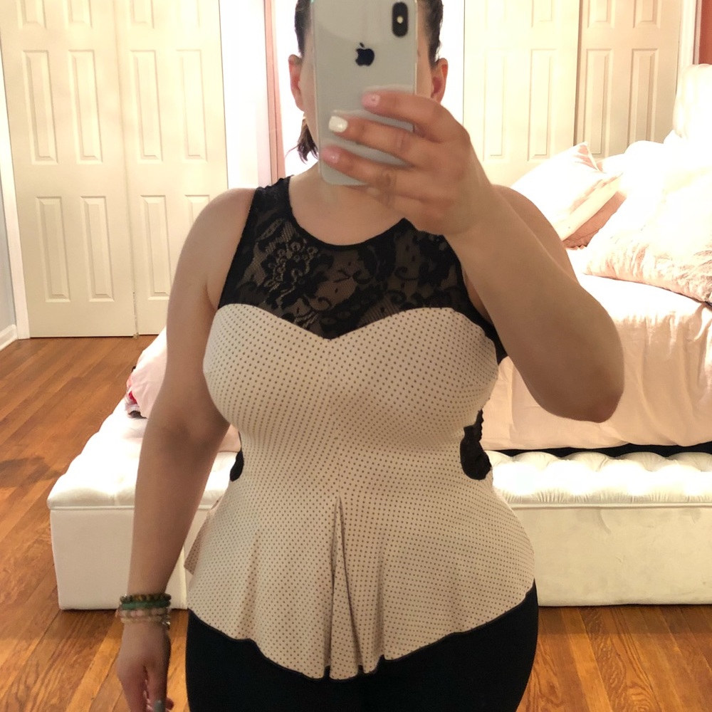 Guess cute dressy tank top